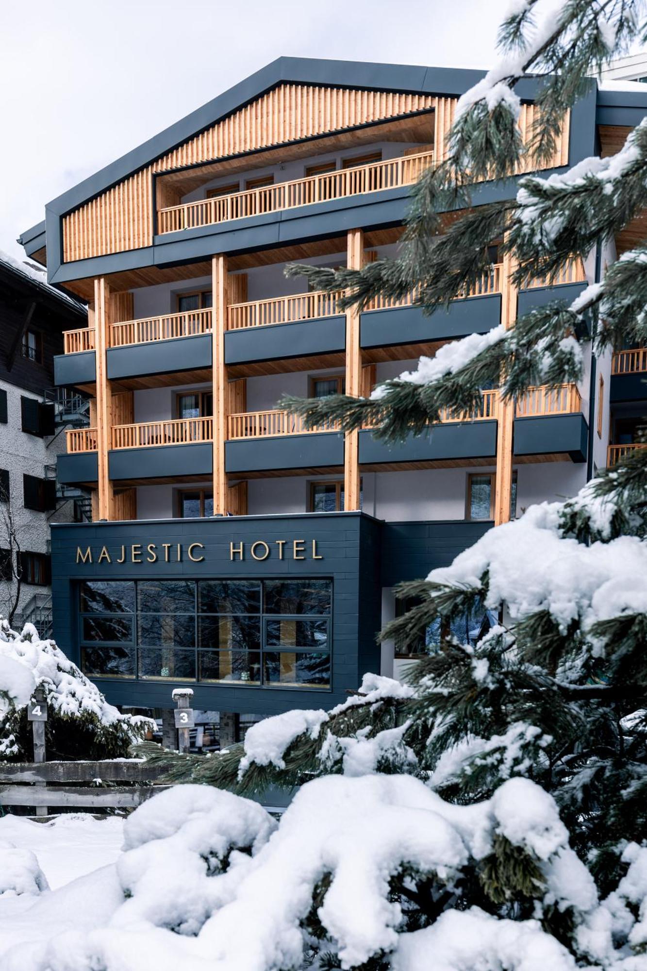 Majestic Hotel Madonna Esterno foto